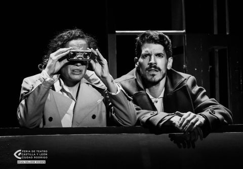 "Leo" - TEATRO DE PONIENTE — foto 1 de 13