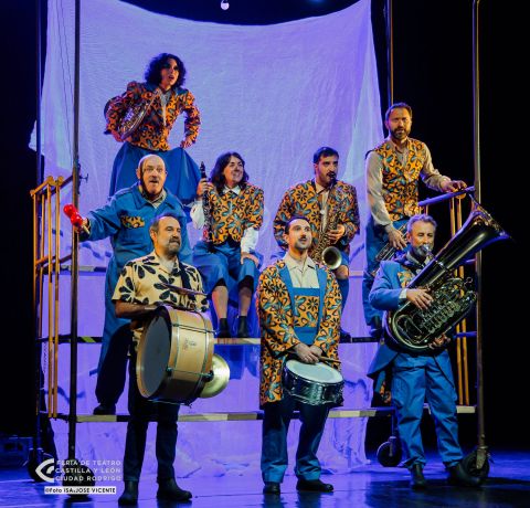 "Reconversión" - IBUPROFENO TEATRO — foto 1 de 15