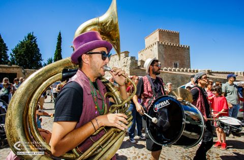 "Flow!!!" - EL PUNTILLO CANALLA BRASS BAND — foto 1 de 10