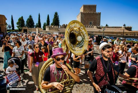 "Flow!!!" - EL PUNTILLO CANALLA BRASS BAND — foto 4 de 10